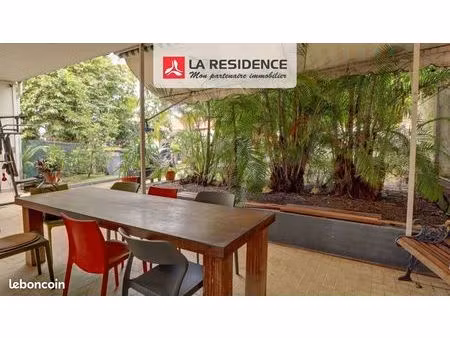 maison 7 pièces 300 m²