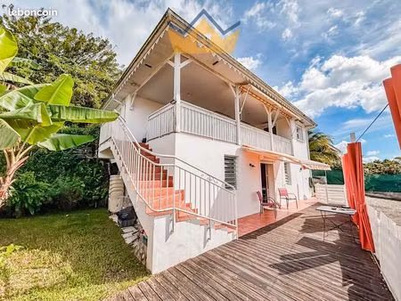 propriété 5 pièces 129 m²