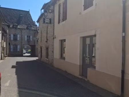 loue local commercial