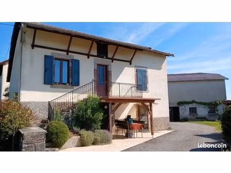 2 maisons  corps de ferme en viager libre et occupé