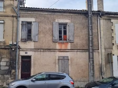 vend immeuble av du général de gaulle 16800 soyaux