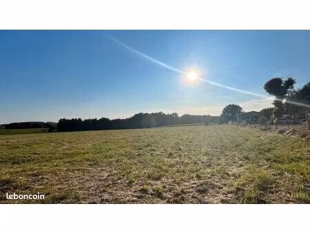 terrain 1 100 m² salles de barbezieux