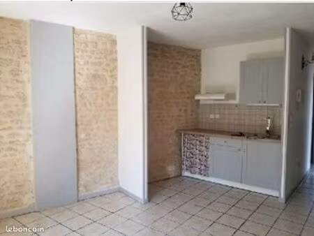 t3 centre ville + parking