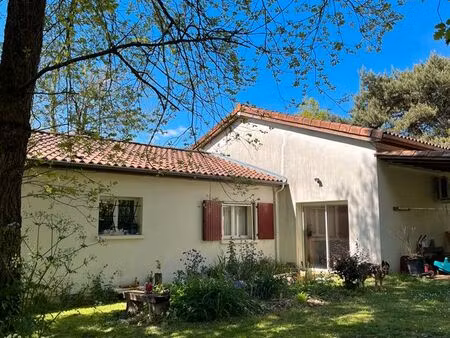 maison individuelle sur la commune des pins