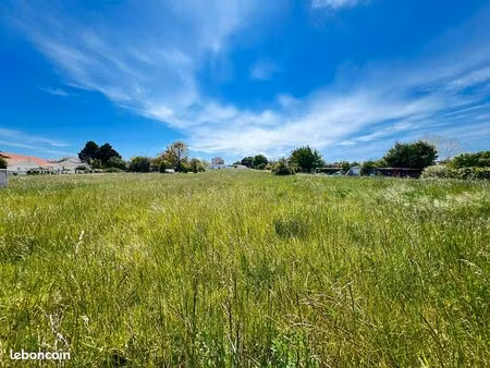 terrain 1144 m² arvert