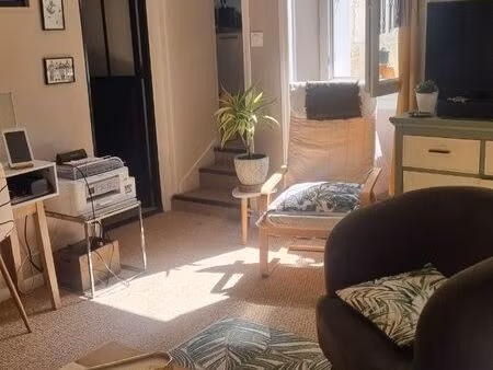 beau 3 pièces rdc proche marché calme et rénové