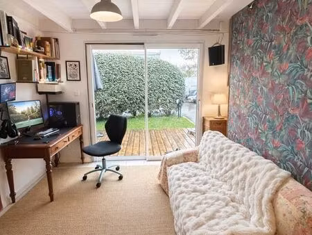 rare la rochelle – t2 avec jardin  terrasse + parking