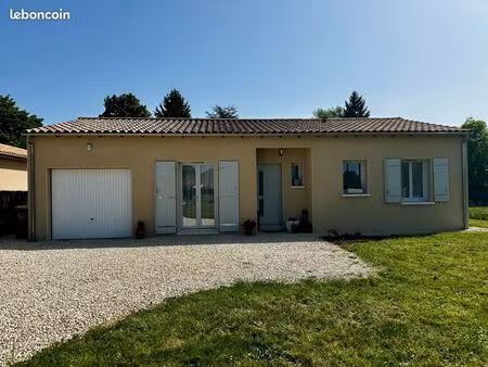 maison 2022 lumineuse et moderne – plain-pied – 92 m²