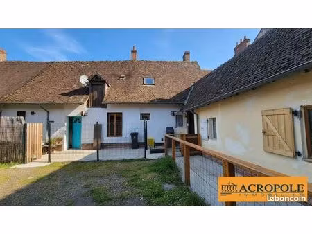 immeuble 163 m² blancafort