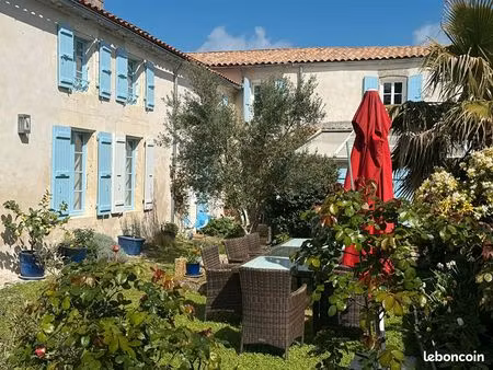 propriété en viager 8 pièces 233 m²