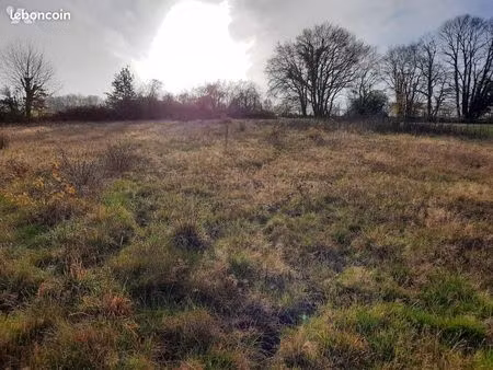 terrain 4807 m² ivoy le pre