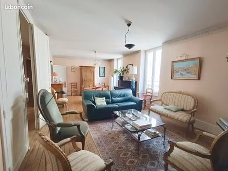 appartement de caractère 114 m2 bourges centre avec possibilité d'acheter les combles amén