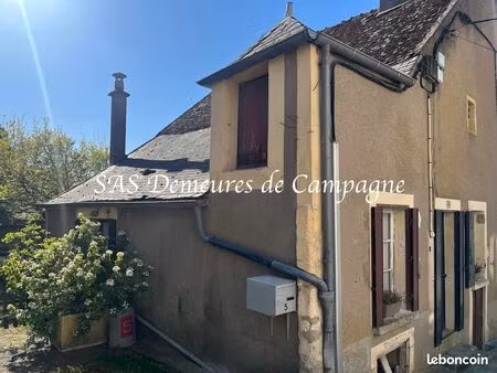 centre sancerre  petite maison avec jardin