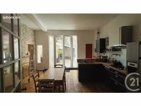 appartement 6 pièces 157 m²