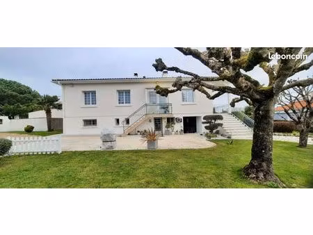 propriété 6 pièces 127 m²