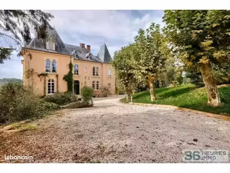 château 13 pièces 480 m²