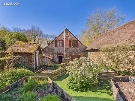 maison de village 14 pièces 197 m²