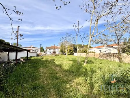 villa 9 pièces 215 m²