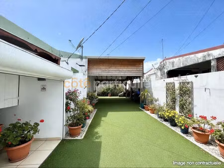 maison les abymes 3 pièce(s) 51 m2