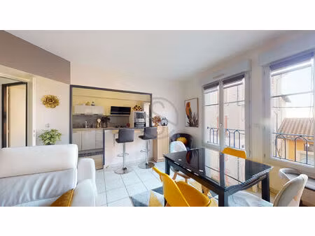 appartement en plein centre-ville avec ascenseur !