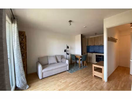 location appartement  m² t-2 à lagarrigue  530 €