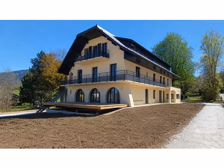 le montcel rez-de-jardin d'exception avec double terrasse