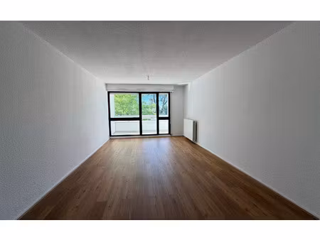 location appartement  42.11 m² t-1 à pessac  575 €