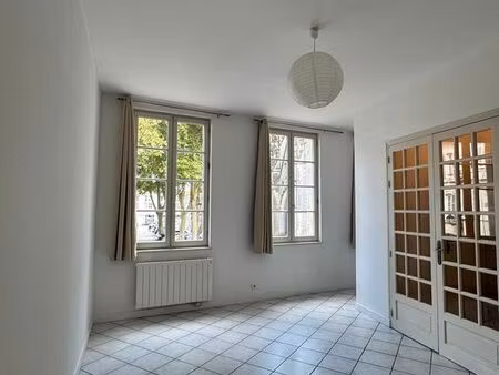 appartement à louer saintes