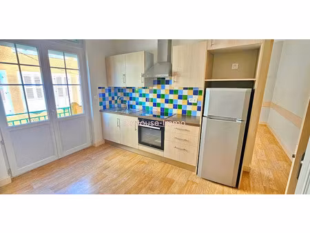 location appartement 4 pièces 60 m² à tarbes (65000)  650 €