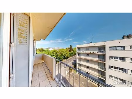 appartement 4 pièces 73 m²