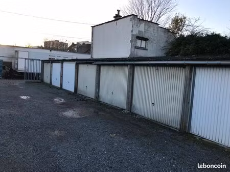 lot garage/box 15 m²