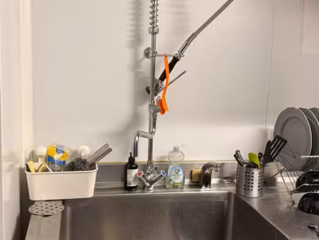 local commercial caen 124 m2