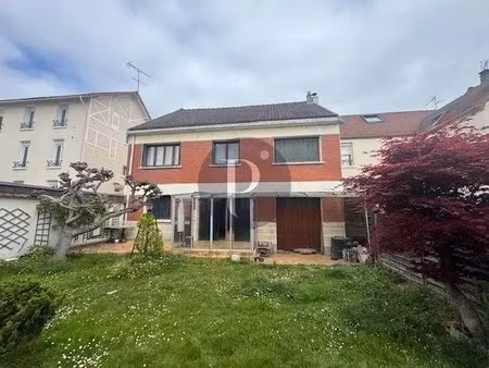 antony- maison de 193m² habitable sur parcelle de 300 m²