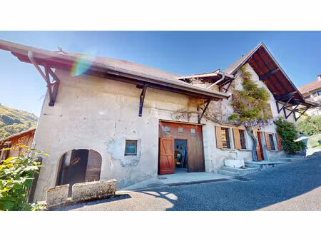 maison chilly 5 pièce(s) 114.39 m² hab (463 m2 au sol).