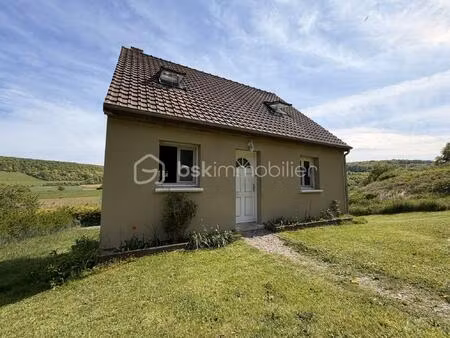 maison de 81 m² à rieux