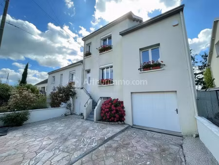 location maison 5 pièces 103 m2 à saint-avertin
