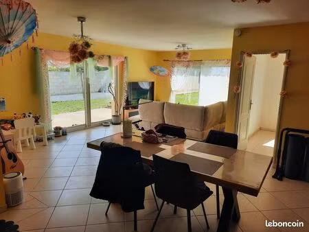 maison 3 chambres