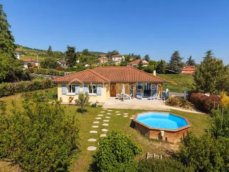 maison de 110 m² à lucenay