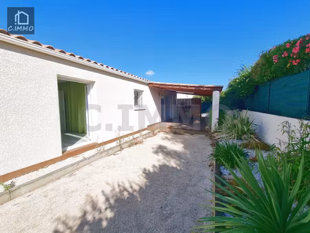 villa de plain-pied de 104 m2 de type 4 avec terrasse  jardi
