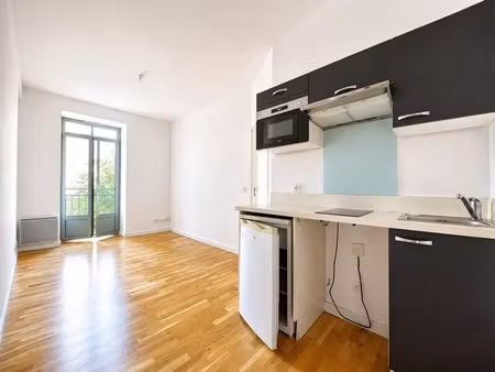 2pieces vide - carabacel