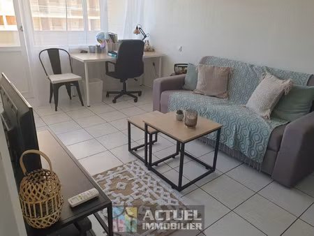 studio meuble a louer beaux arts avec terrasse et parking