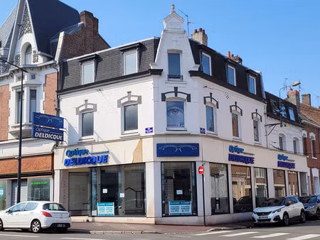 local commercial lens 270 m2