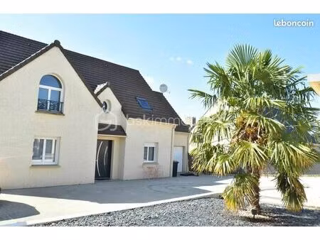 pavillon 7 pièces 158 m²