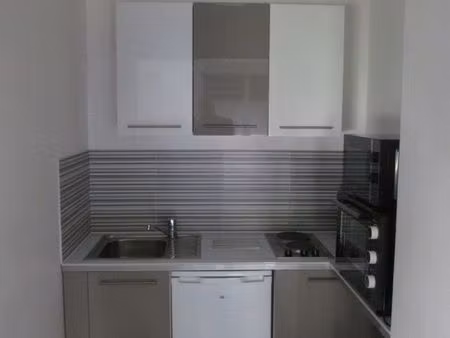 appartement 1 pièce 25 m2 à maromme