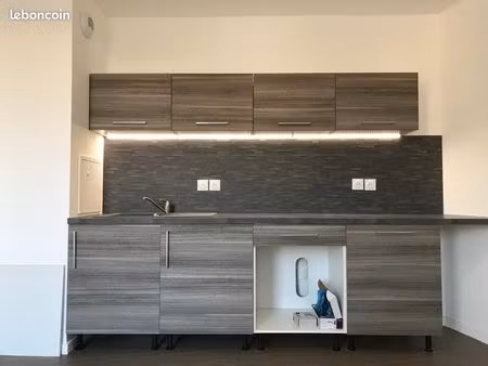 loue f2 livry-gargan