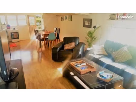 logement 3 chambres au mois