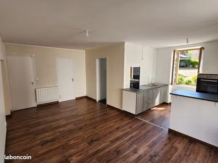 f3 53m2 à 12 mn d'issoire