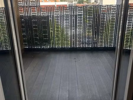 grand t3 non meublé avec balcon et garage ( secteur michelin / maurice pourchon)