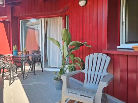 a louer appartement t3  meublé de 69 m2  à deux pas du centre-ville d'hasparren