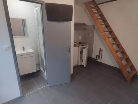 studio 1 pièce 25 m²